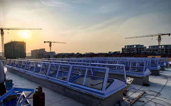 消防王益排烟窗工作原理