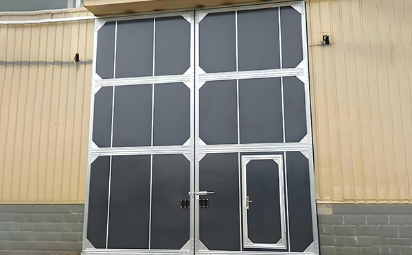 厂房王益工业门选择与维护全解析：提升效率与安全的关键要素